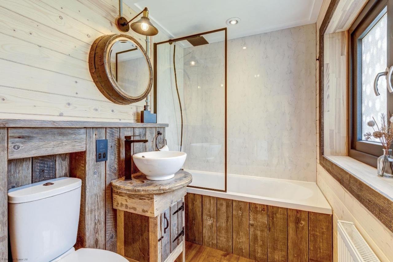 Buttercup Lodge Benson Екстериор снимка