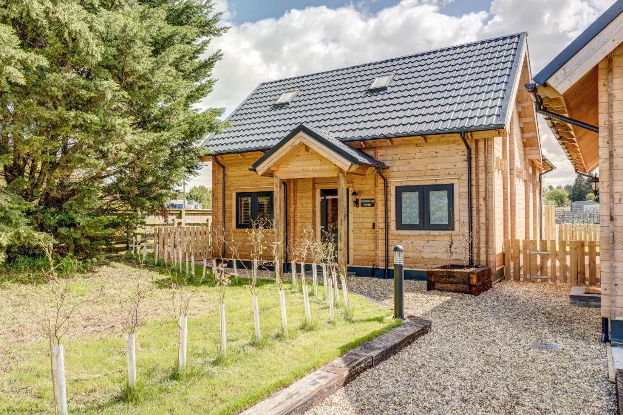 Buttercup Lodge Benson Екстериор снимка